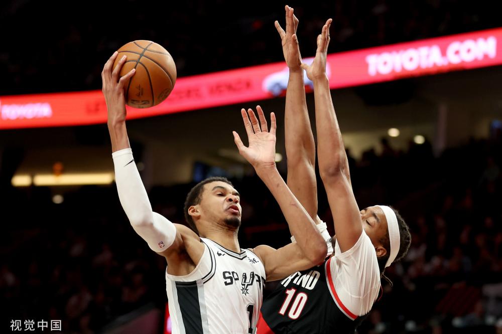 交媒体的致 交媒体的致